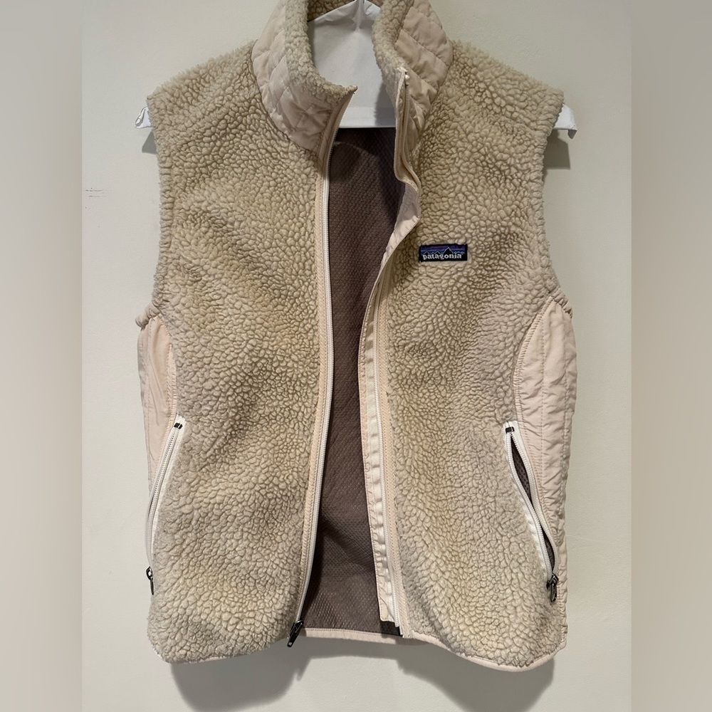 Patagonia fleece vest